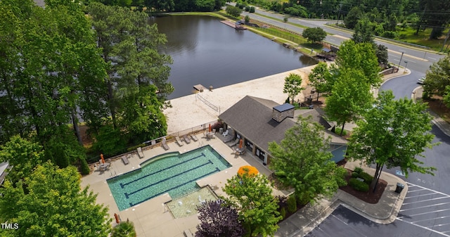 2505 Goldeneye Ct, Raleigh, NC 27606 - aerial view of a large body of water and a pool