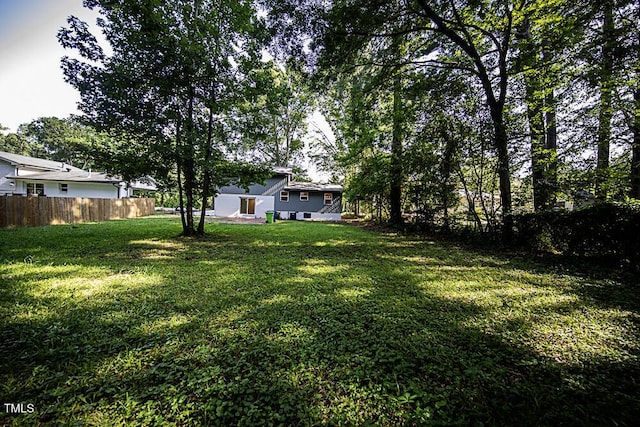 2309 Bertie Dr, Raleigh, NC 27610 - view of yard