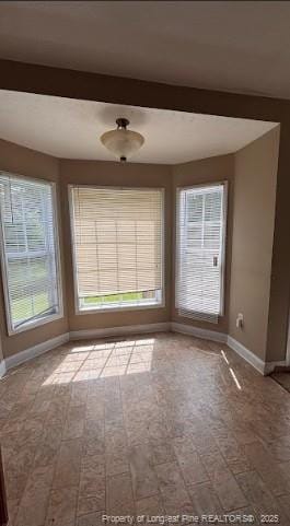 205 Kelly Dr, Laurinburg, NC 28352 - photo 9