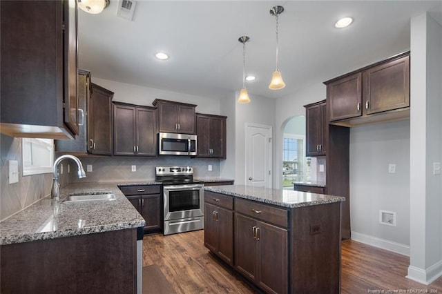 382 Wexford St, Raeford, NC 28376 - photo 10