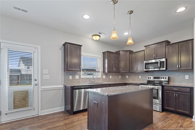382 Wexford St, Raeford, NC 28376 - photo 13