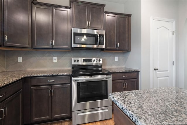382 Wexford St, Raeford, NC 28376 - photo 15