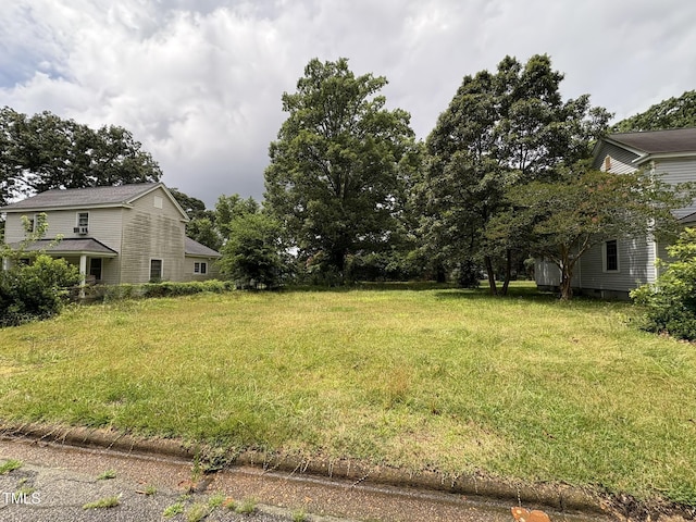 913 Vance St, Roanoke Rapids, NC 27870 - photo 1