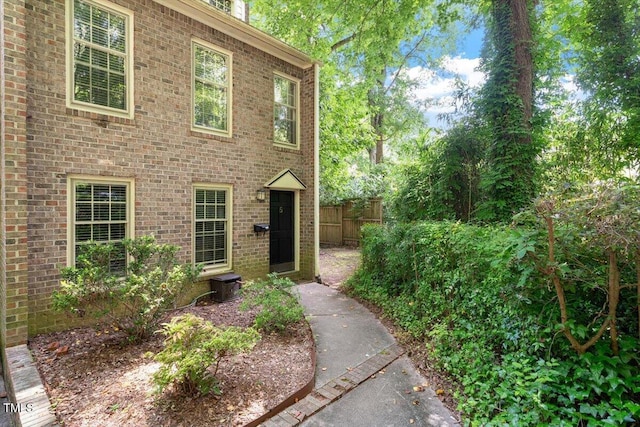 409 Smith Ave Unit 105, Chapel Hill, NC 27516 - photo 2