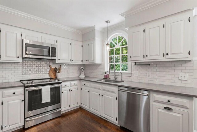 7108 Sandringham Dr, Raleigh, NC 27613 - photo 5