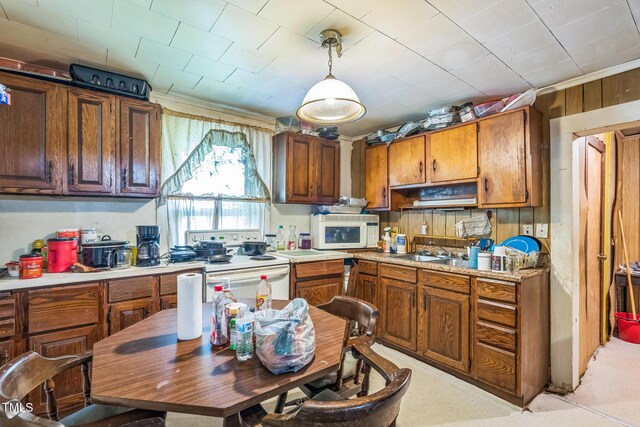 1446 Maplewood Dr, Durham, NC 27704 - photo 17
