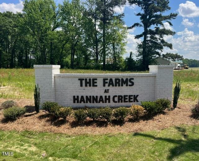 1643 Hannah Creek Rd, Benson, NC 27504 - photo 11