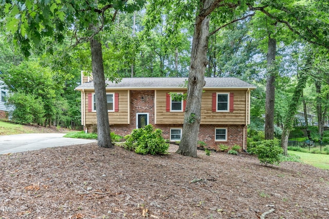 1010 Castalia Dr, Cary, NC 27513 - photo 2