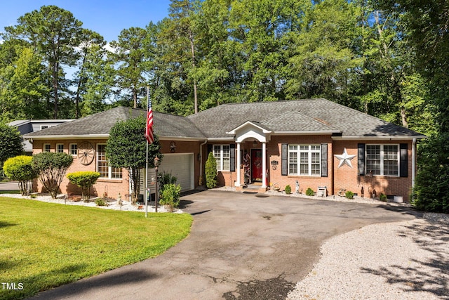 528 Perth Dr, Sanford, NC 27330 - photo 1