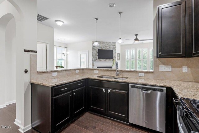 9118 Wooden Rd, Raleigh, NC 27617 - photo 18