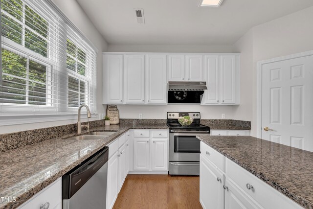 501 Sherwood Forest Pl, Cary, NC 27519 - photo 18