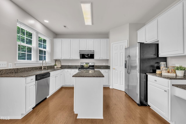 501 Sherwood Forest Pl, Cary, NC 27519 - photo 19