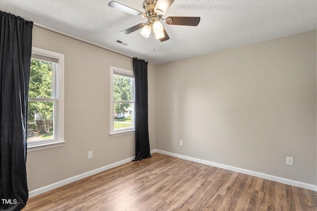 4714 Lazyriver Dr, Durham, NC 27712 - photo 36