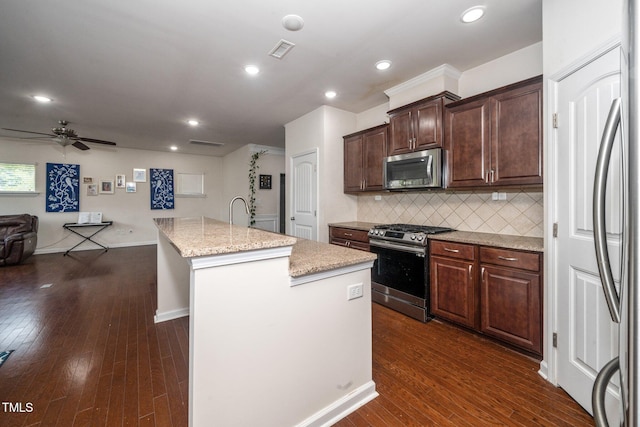 925 Cozy Oak Ave, Cary, NC 27519 - photo 10