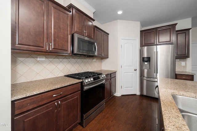 925 Cozy Oak Ave, Cary, NC 27519 - photo 15
