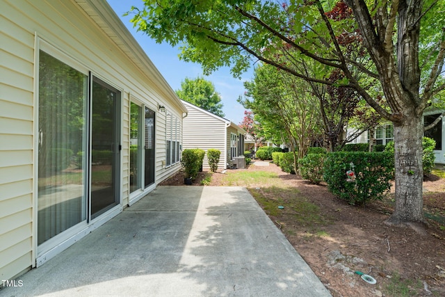 710 Burnaby Ct, Cary, NC 27519 - photo 40