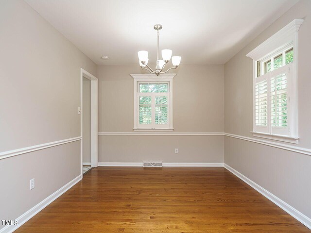 5039 Kaplan Dr, Raleigh, NC 27606 - photo 9