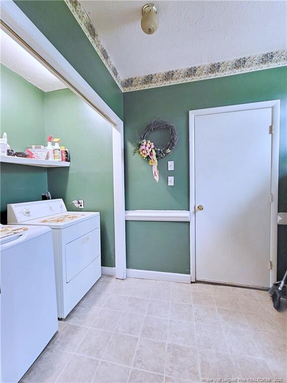 105 Harmon St, Clinton, NC 28328 - photo 12