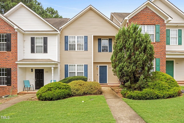 120 Blackthorne Ct, Clayton, NC 27520 - photo 1