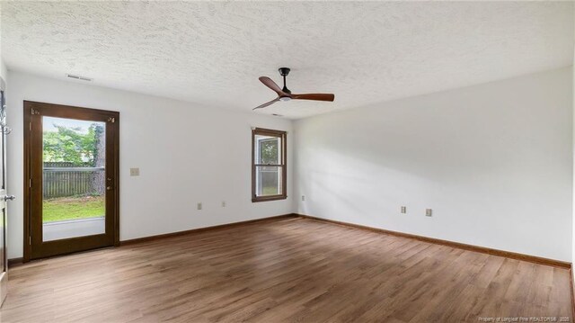 517 Blackbird Rd, Fayetteville, NC 28314 - photo 17