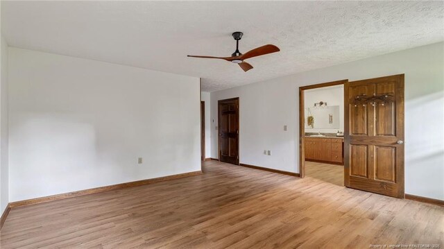 517 Blackbird Rd, Fayetteville, NC 28314 - photo 19