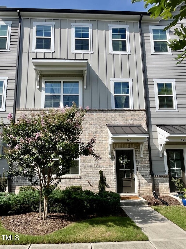 346 Clementine, Cary, NC 27519 - photo 2