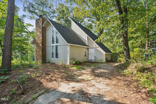 5725 Water Edge Dr, Fayetteville, NC 28314 - photo 1