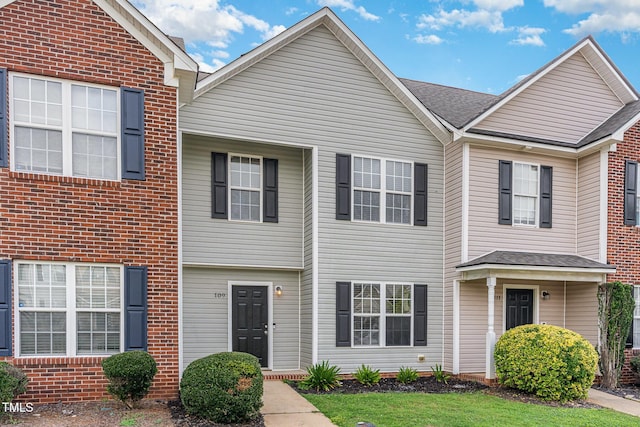 109 Blackthorne Ct, Clayton, NC 27520 - photo 2