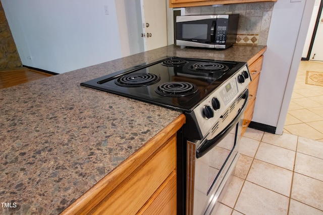 7027 Calamar Dr, Fayetteville, NC 28314 - photo 31