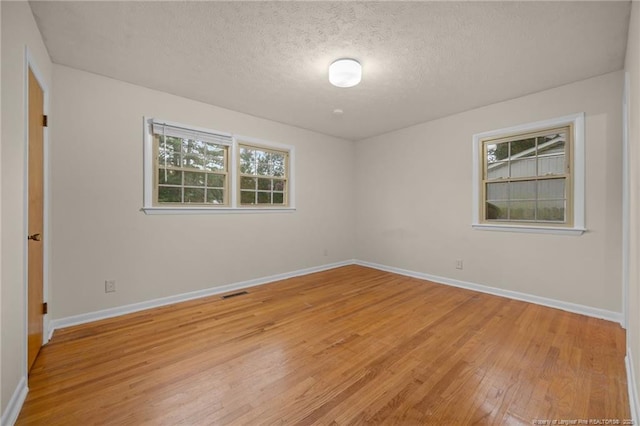 5842 Columbine Rd, Fayetteville, NC 28306 - photo 12