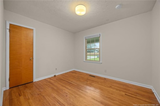 5842 Columbine Rd, Fayetteville, NC 28306 - photo 17