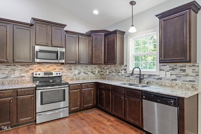 201 Brindley Cir, Clayton, NC 27520 - photo 13