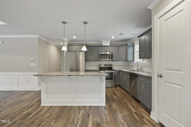 107 Oakland Ave, Broadway, NC 27505 - photo 12