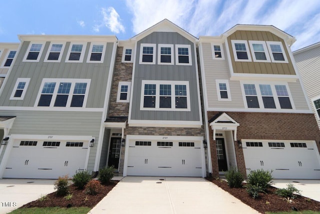 2709 Hunter Woods Dr # 560, Apex, NC 27502 - photo 2