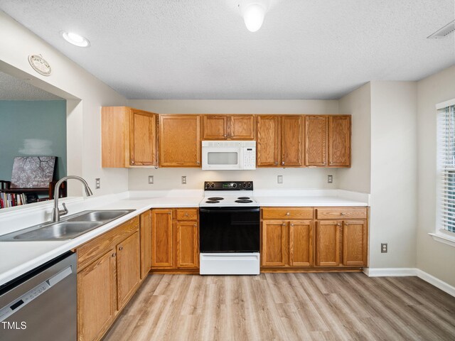 209 Climbing Ivy Ct, Cary, NC 27511 - photo 6