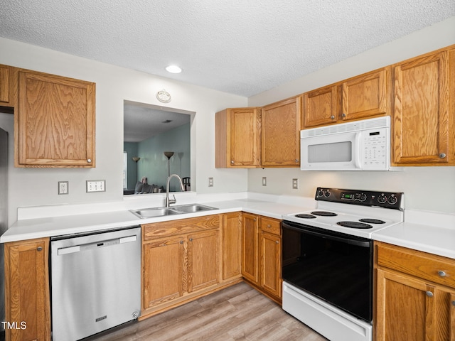 209 Climbing Ivy Ct, Cary, NC 27511 - photo 2
