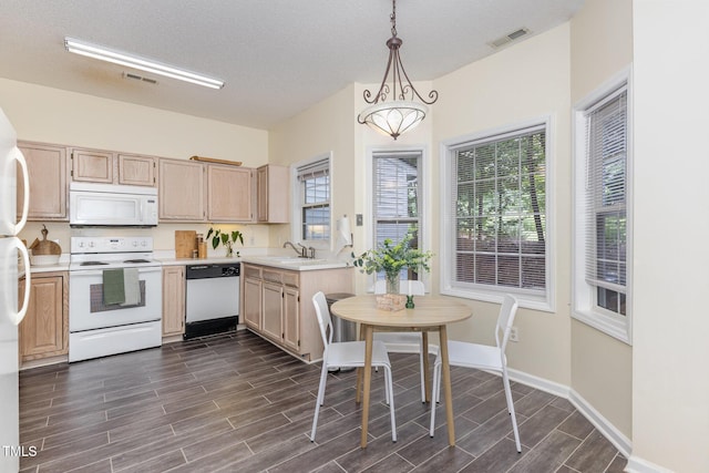 215 Pointe Crest Ct, Cary, NC 27513 - photo 6