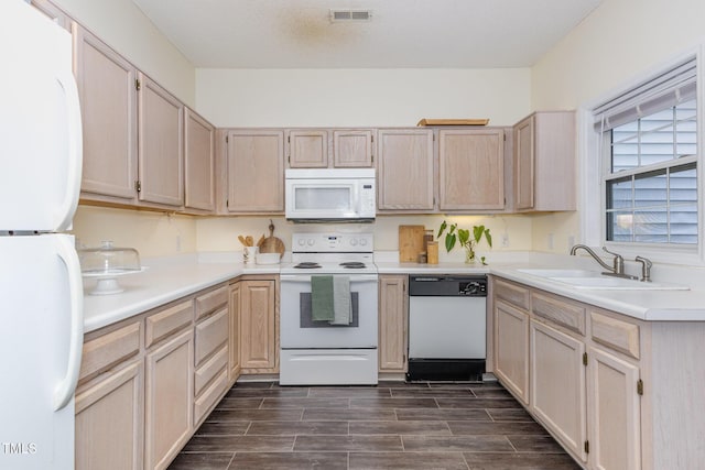 215 Pointe Crest Ct, Cary, NC 27513 - photo 8
