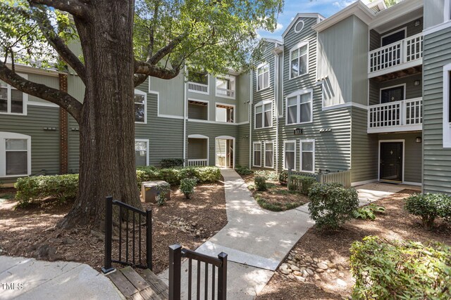 1011 Nicholwood Dr Unit 209, Raleigh, NC 27605 - photo 1