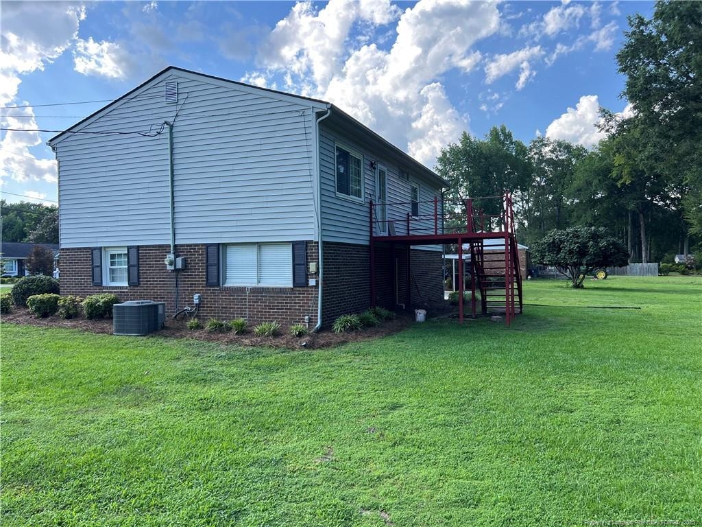 1012 Asbury Rd, Eastover, NC 28312 - photo 3