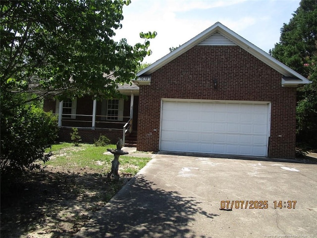 3638 Golfview Rd, Hope Mills, NC 28348 - photo 1