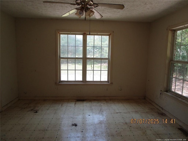3638 Golfview Rd, Hope Mills, NC 28348 - photo 5
