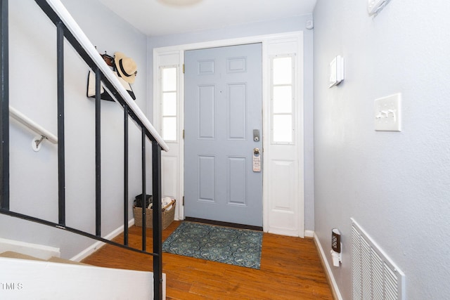 7704 Falcon Rest Cir, Raleigh, NC 27615 - photo 3