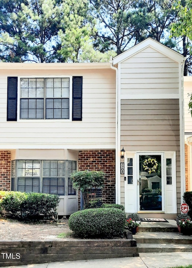 7704 Falcon Rest Cir, Raleigh, NC 27615 - photo 2