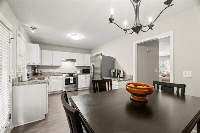 2802 Bedfordshire Ct, Raleigh, NC 27604 - photo 9