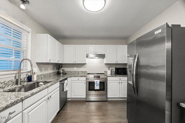 2802 Bedfordshire Ct, Raleigh, NC 27604 - photo 11