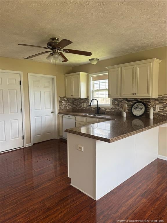 5223 Woodpecker Dr, Hope Mills, NC 28348 - photo 5