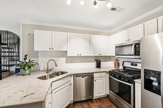 4248 Beacon Heights Dr, Raleigh, NC 27604 - photo 9