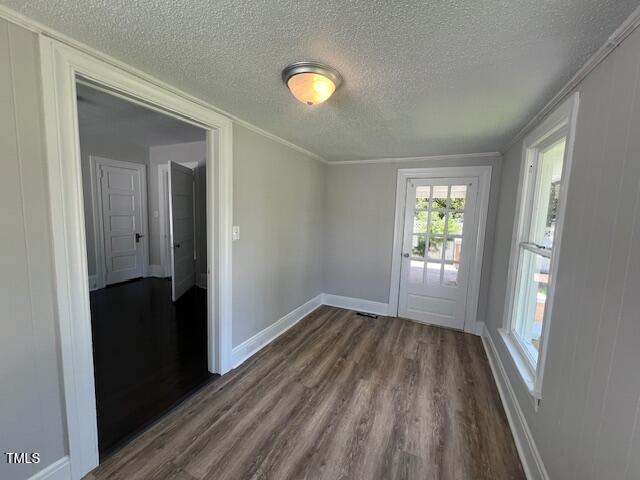 702 W Main St, Benson, NC 27504 - photo 14