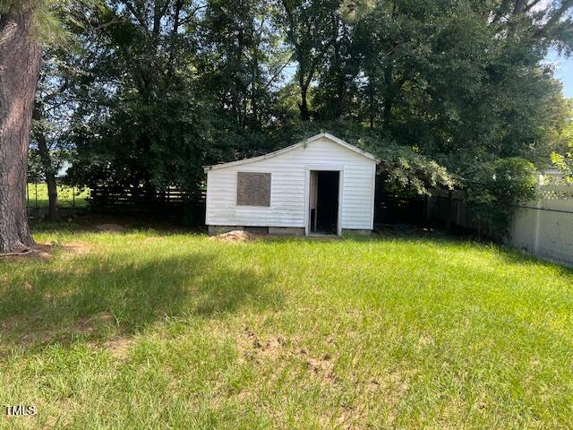 702 W Main St, Benson, NC 27504 - photo 21